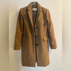 Michael Kors wool blend coat. Knee length, Camel color. Women’s size small.